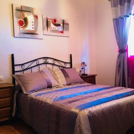 Gallardo - Cerca Playa Y Pueblo