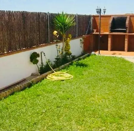 Gallardo - Cerca Playa Y Pueblo